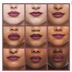 LAST ONE 🔥COVERGIRL EXHIBITIONIST cream lipstick